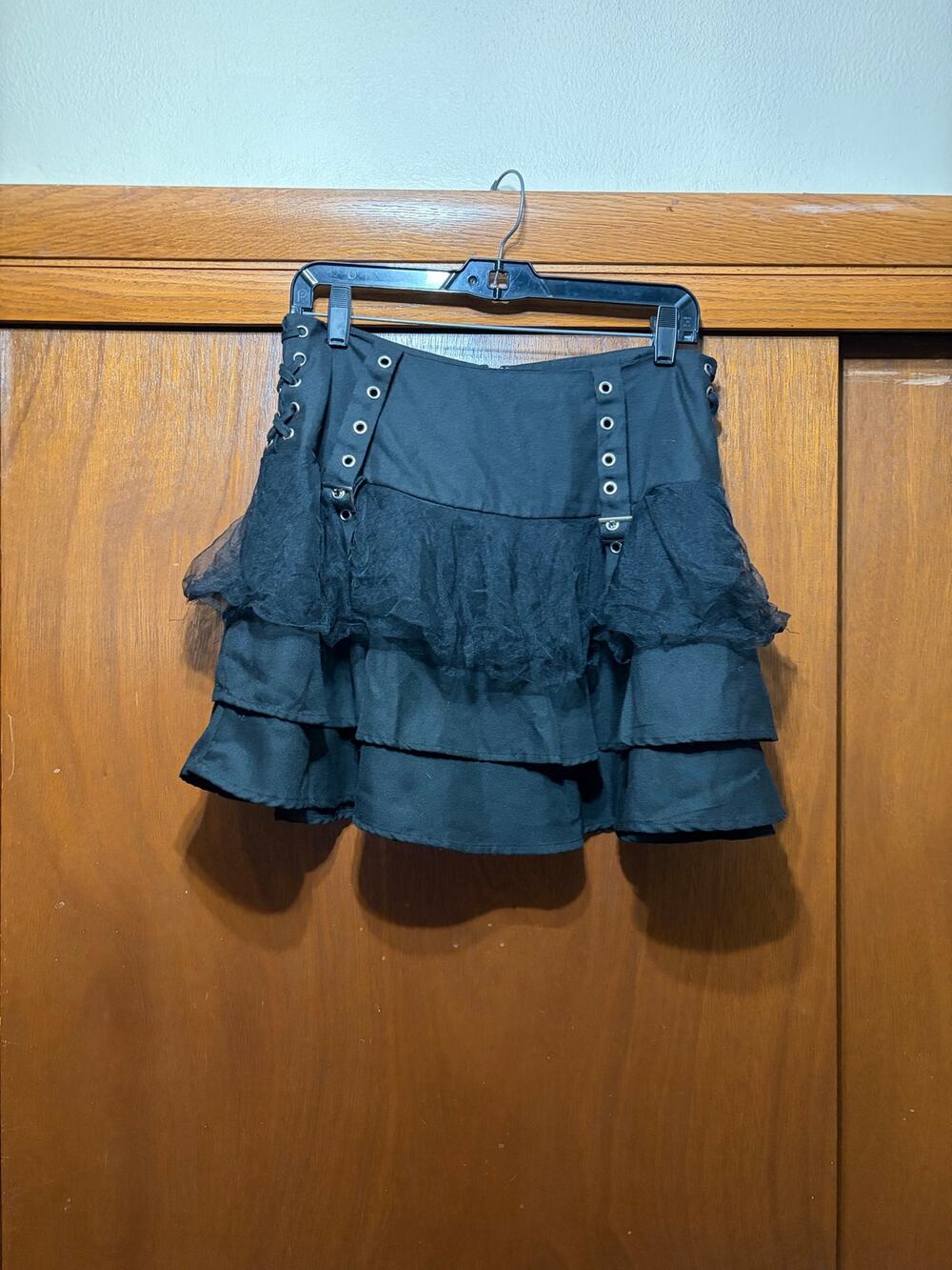 Hot Topic Black Ruffle Tiered Mini Skirt Lace Up Grommet Y2K Goth Sz L